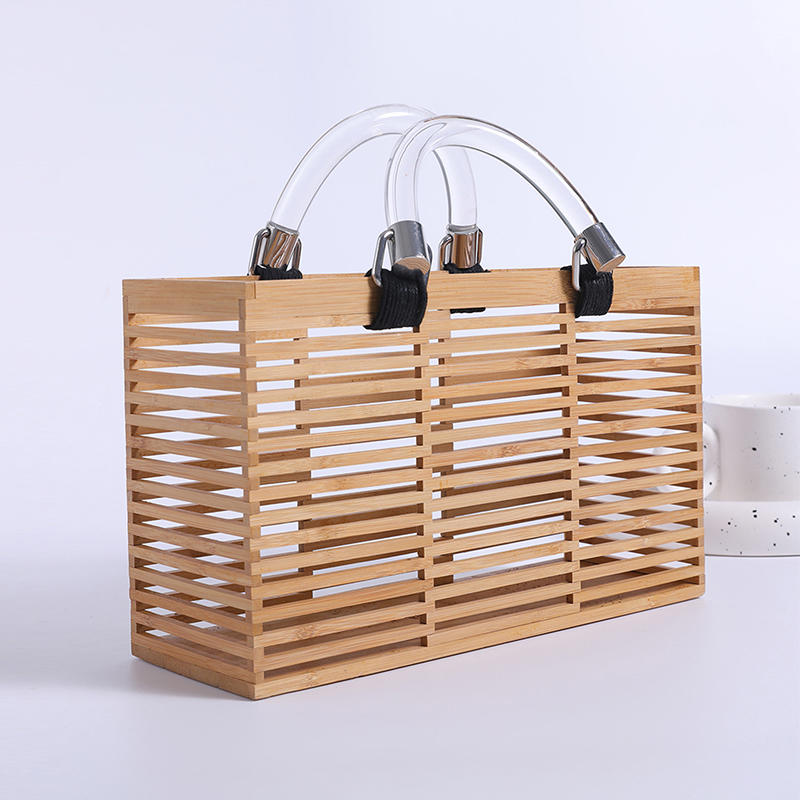 Bolso pequeño cuadrado hecho a mano con tiras de bambú