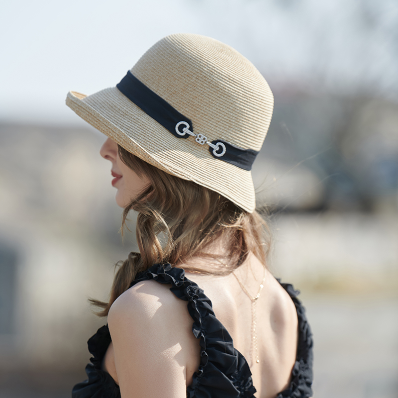 Cinta naranja sombrero de paja decorativo primavera y verano nuevo juego de ocio sombrero de playa tejido versión coreana femenina del sombrero para el sol sombrero de protección solar al aire libre