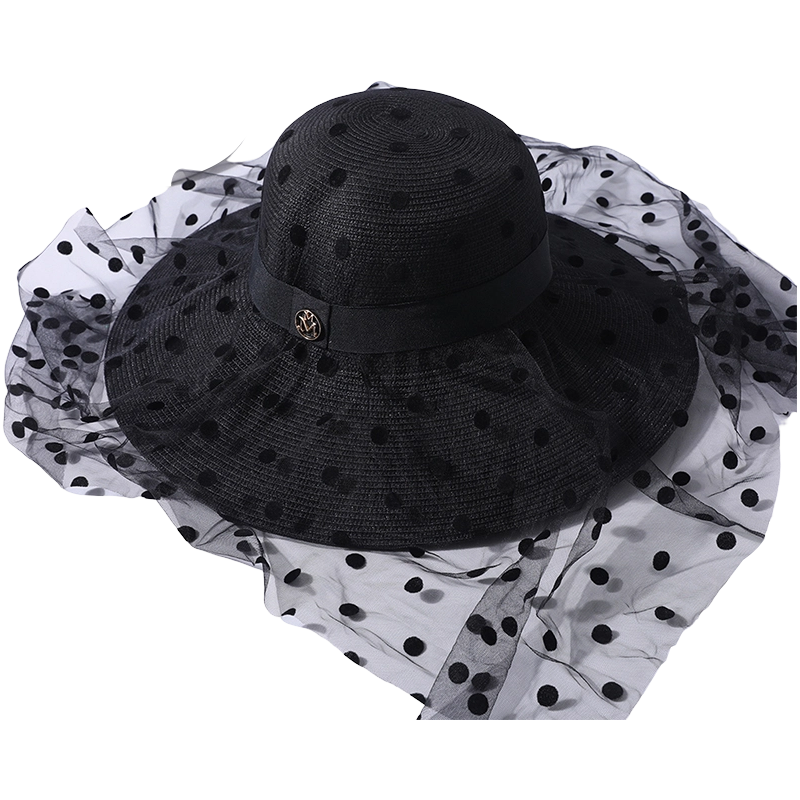 Sombrero de paja con encaje de punta ondulada primavera y verano nuevo sombrero de playa para juegos de ocio versión coreana femenina tejida del sombrero para el sol parasol para exteriores